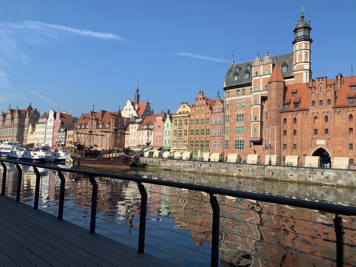 Baltic Riviera Apartments - Luxurious Apartment With Patio And River View Gdańsk Exteriör bild