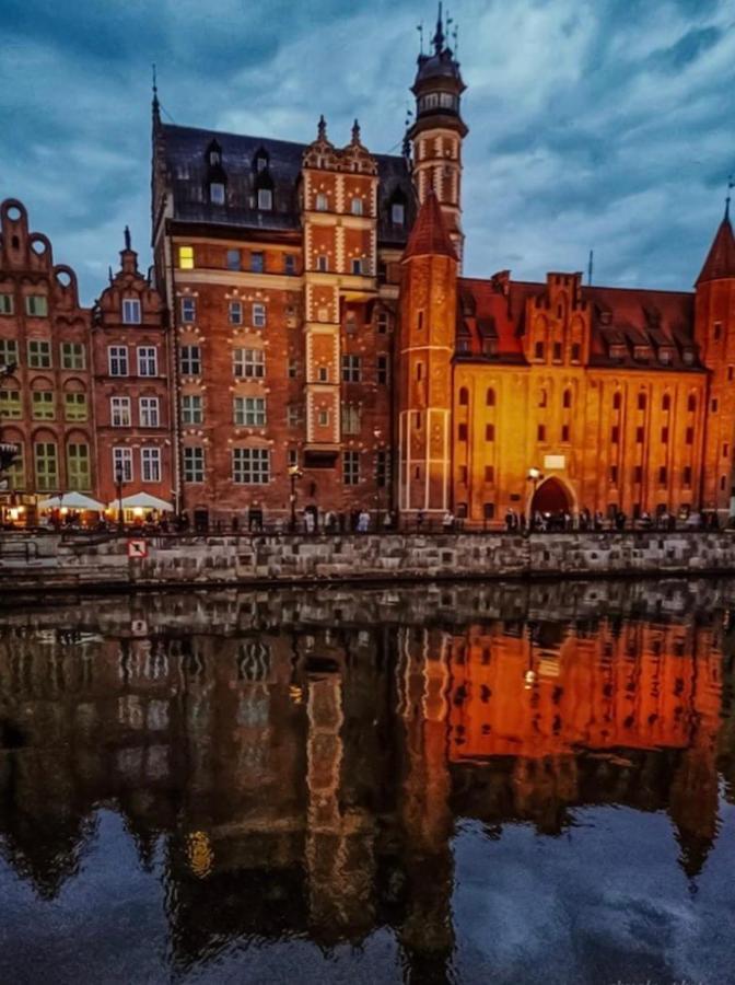 Baltic Riviera Apartments - Luxurious Apartment With Patio And River View Gdańsk Exteriör bild