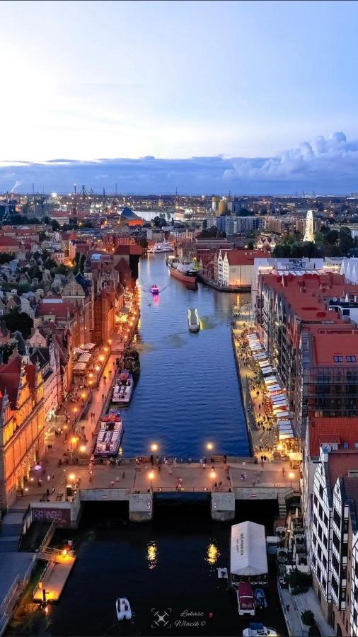Baltic Riviera Apartments - Luxurious Apartment With Patio And River View Gdańsk Exteriör bild