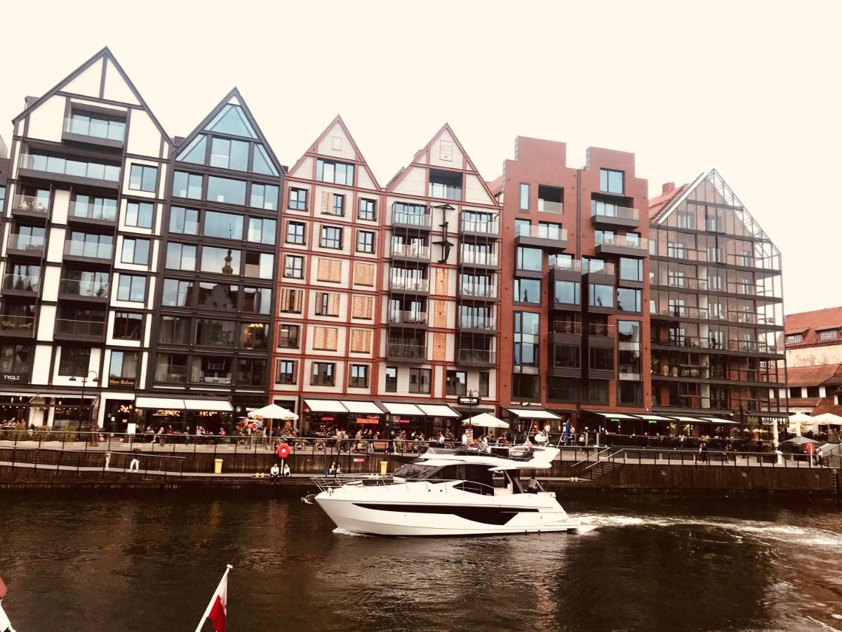 Baltic Riviera Apartments - Luxurious Apartment With Patio And River View Gdańsk Exteriör bild