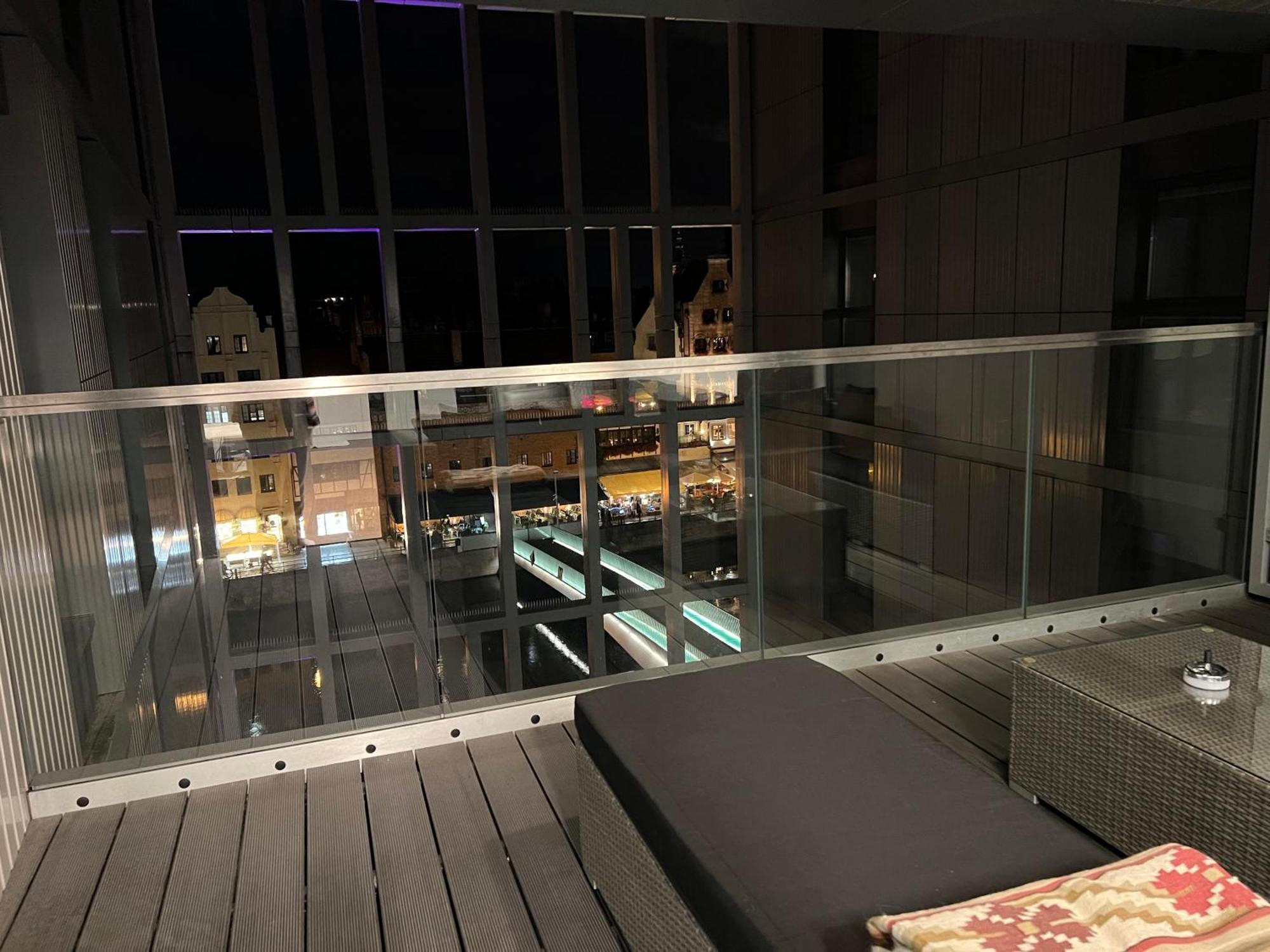 Baltic Riviera Apartments - Luxurious Apartment With Patio And River View Gdańsk Exteriör bild